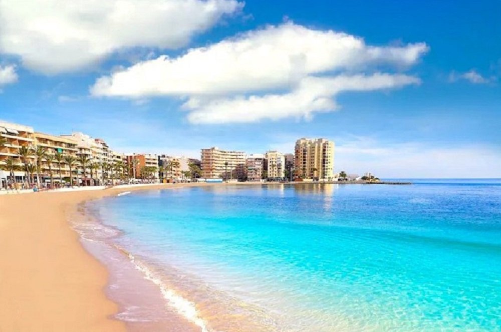 Photo 2 of Luxury apartments close to town, promenade and beach!
