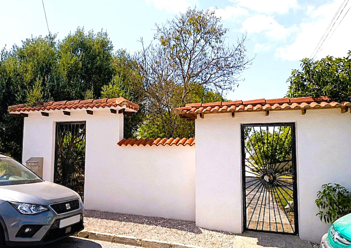 Villa For Sale in El Chaparral, Alicante, Spain
