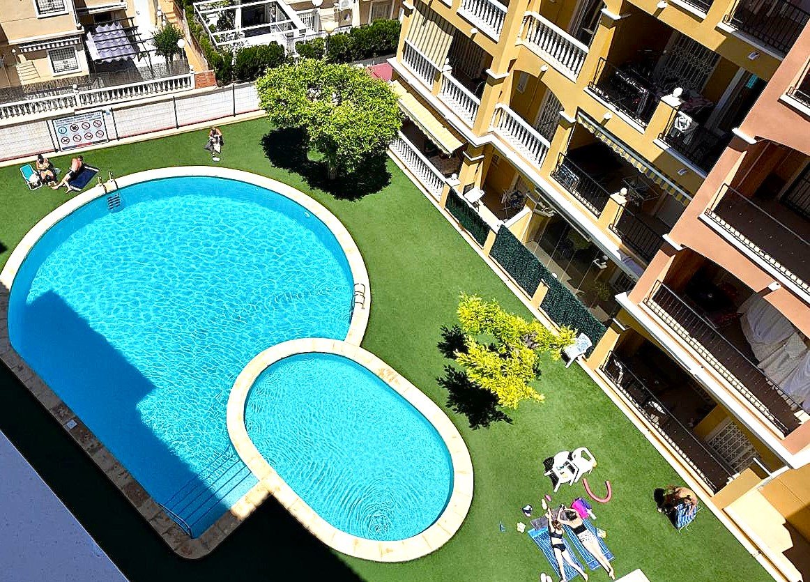 Photo 5 of Secure penthouse apartment with private solarium!