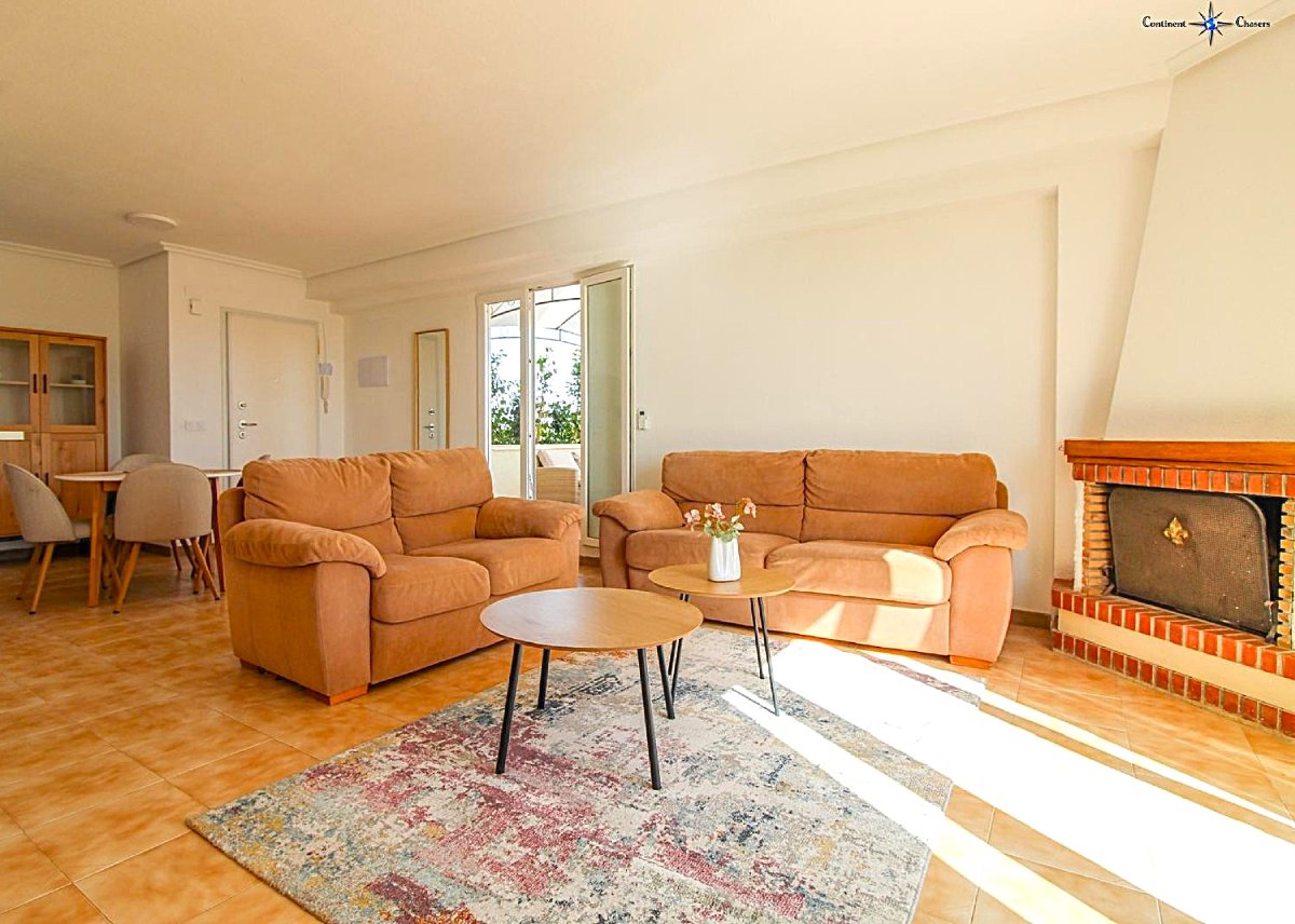 Photo 8 of Penthouse with sea views. Walking distance from beach!