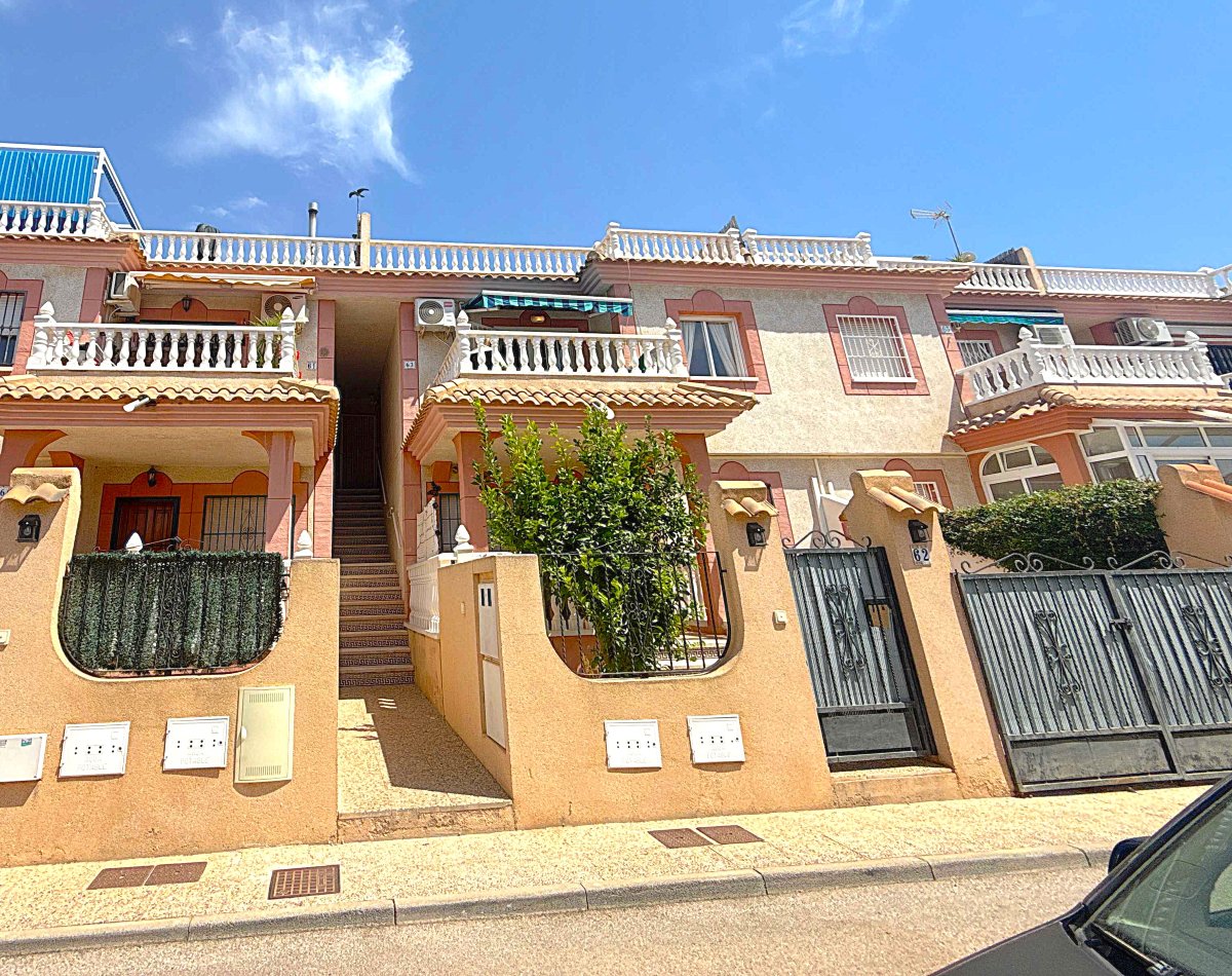 Photo 3 of Penthouse with terrace and rooftop solarium!