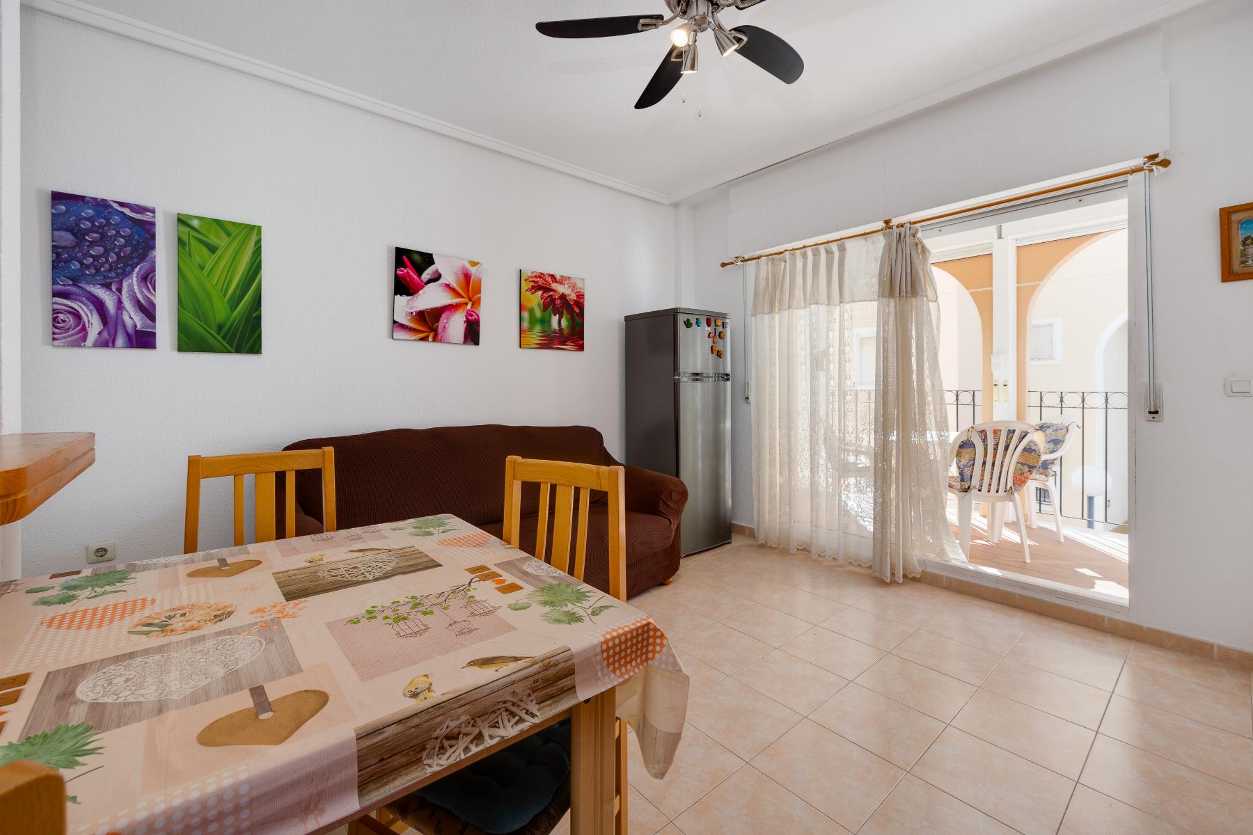 Photo 5 of Bungalow in Torrevieja
