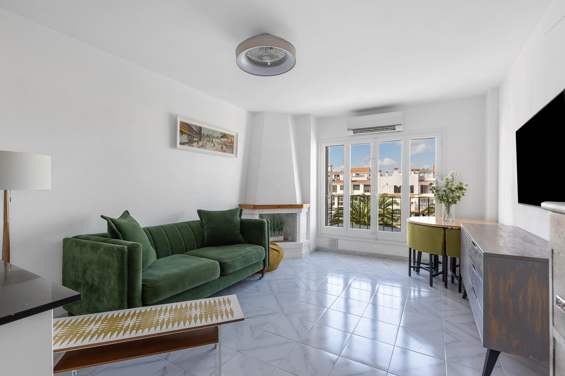 Apartment For Sale in Torrevieja, Alicante, Spain