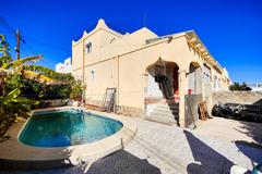 Town House in San Miguel de Salinas
