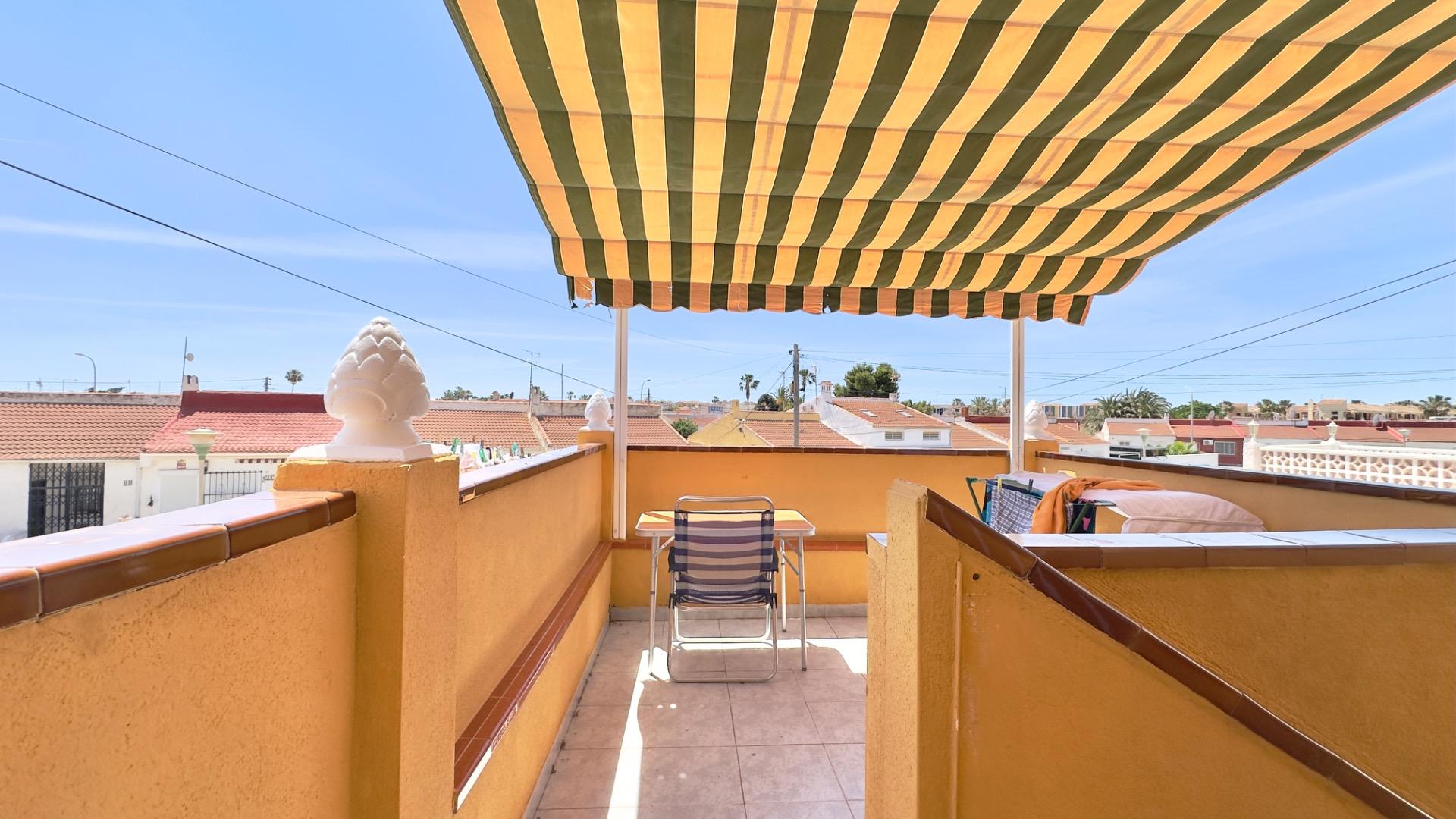 Photo 3 of Bungalow in Torrevieja