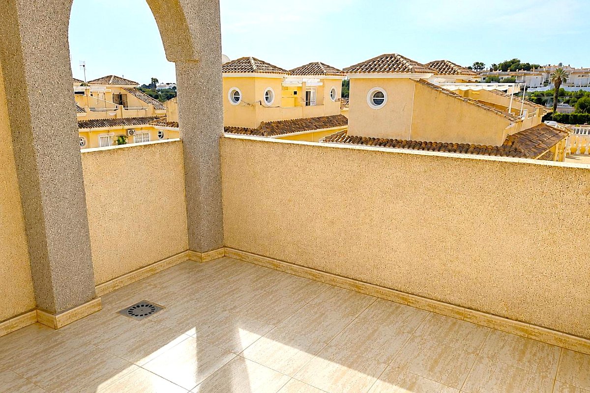 Photo 4 of House with garden, solarium, terrace and parking space included!