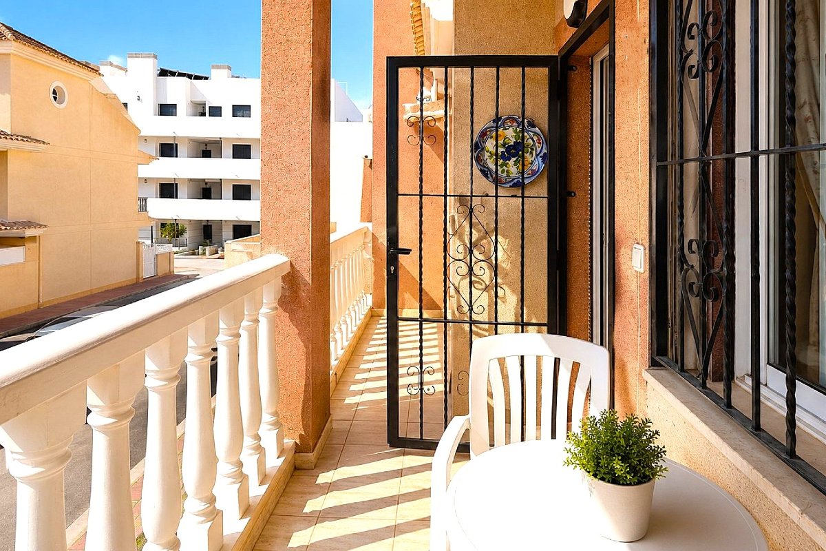 Photo 9 of House with garden, solarium, terrace and parking space included!