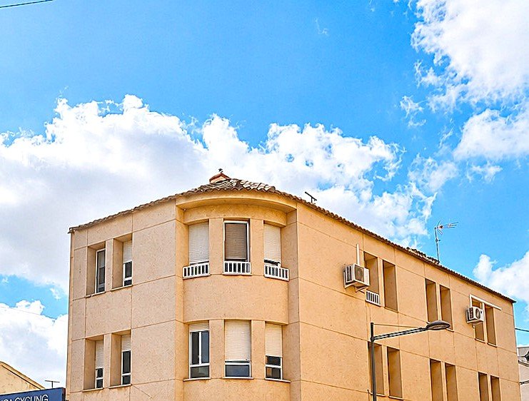 Apartment For Sale in Algorfa, Alicante, Spain