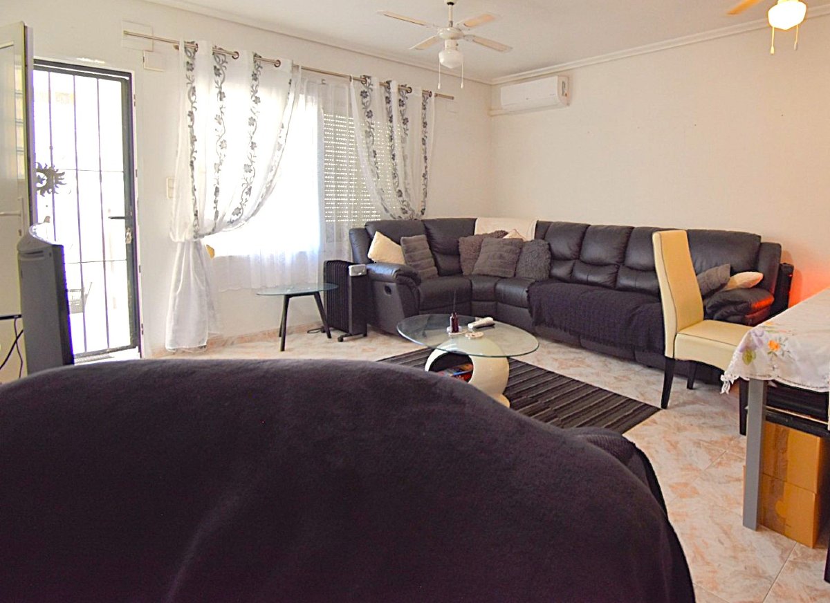 Photo 9 of Townhouse and additional accommodation with separate access!