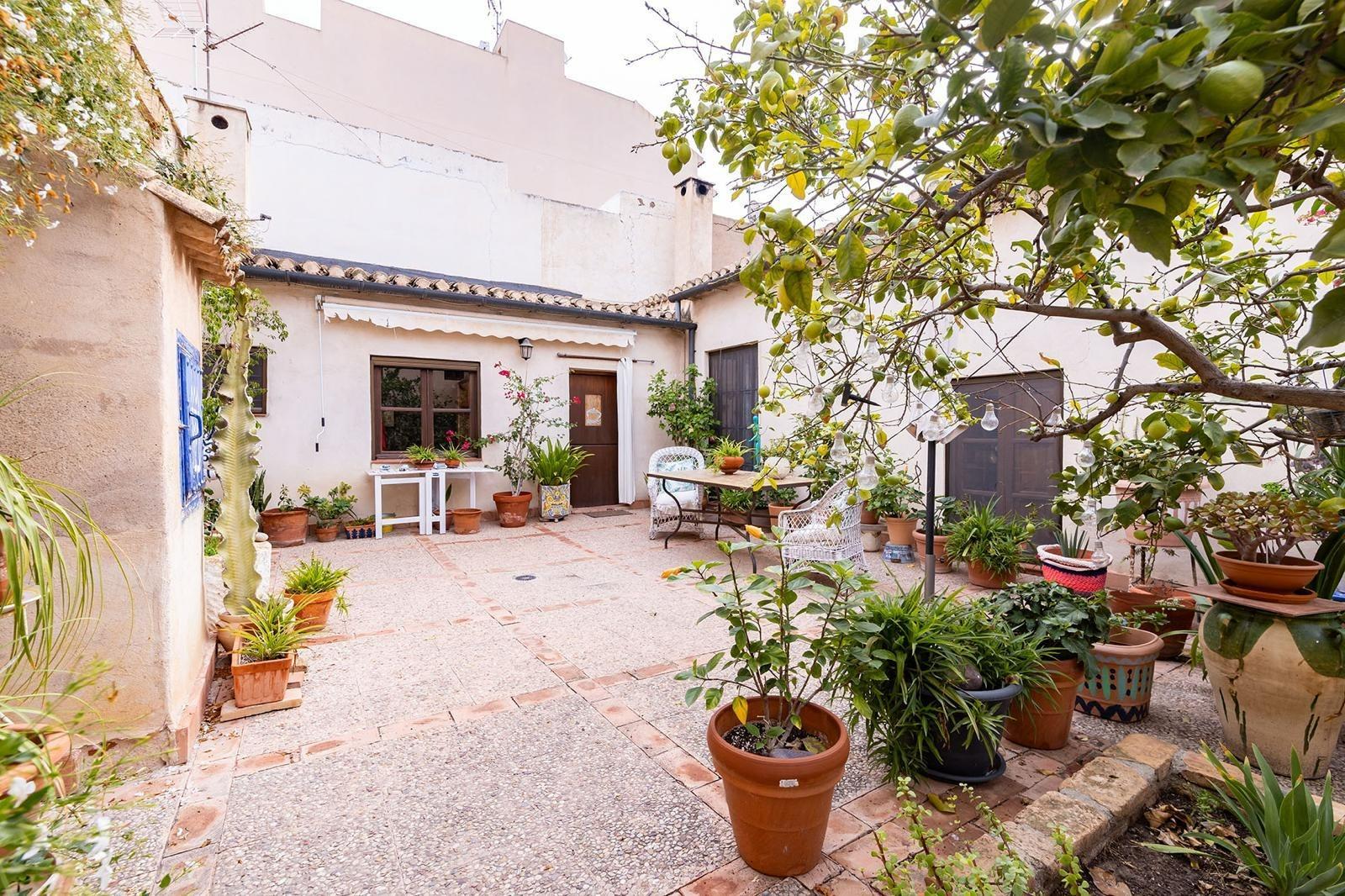 village house For Sale in Murcia, Spain