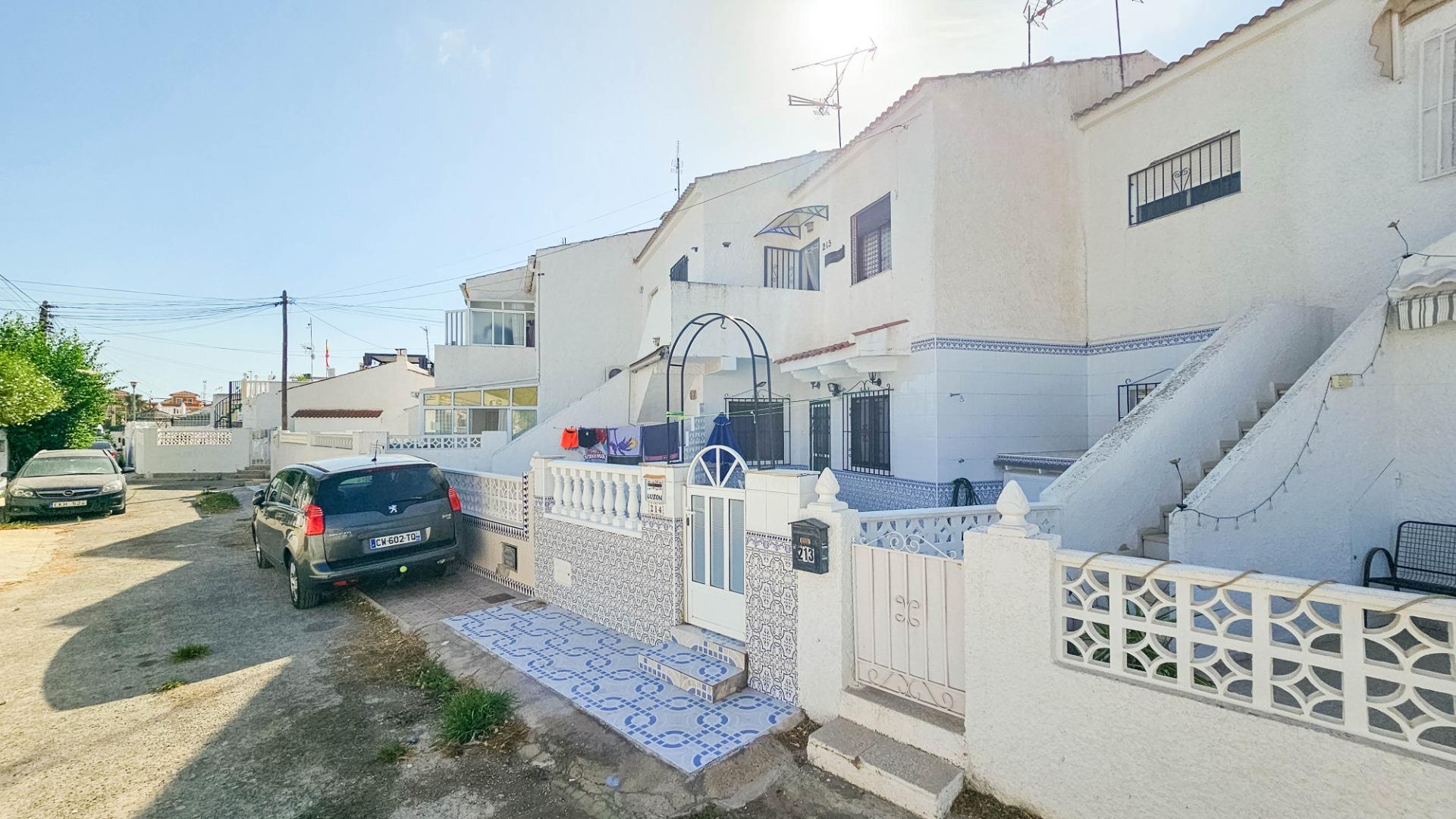 Photo 2 of Bungalow in Torrevieja