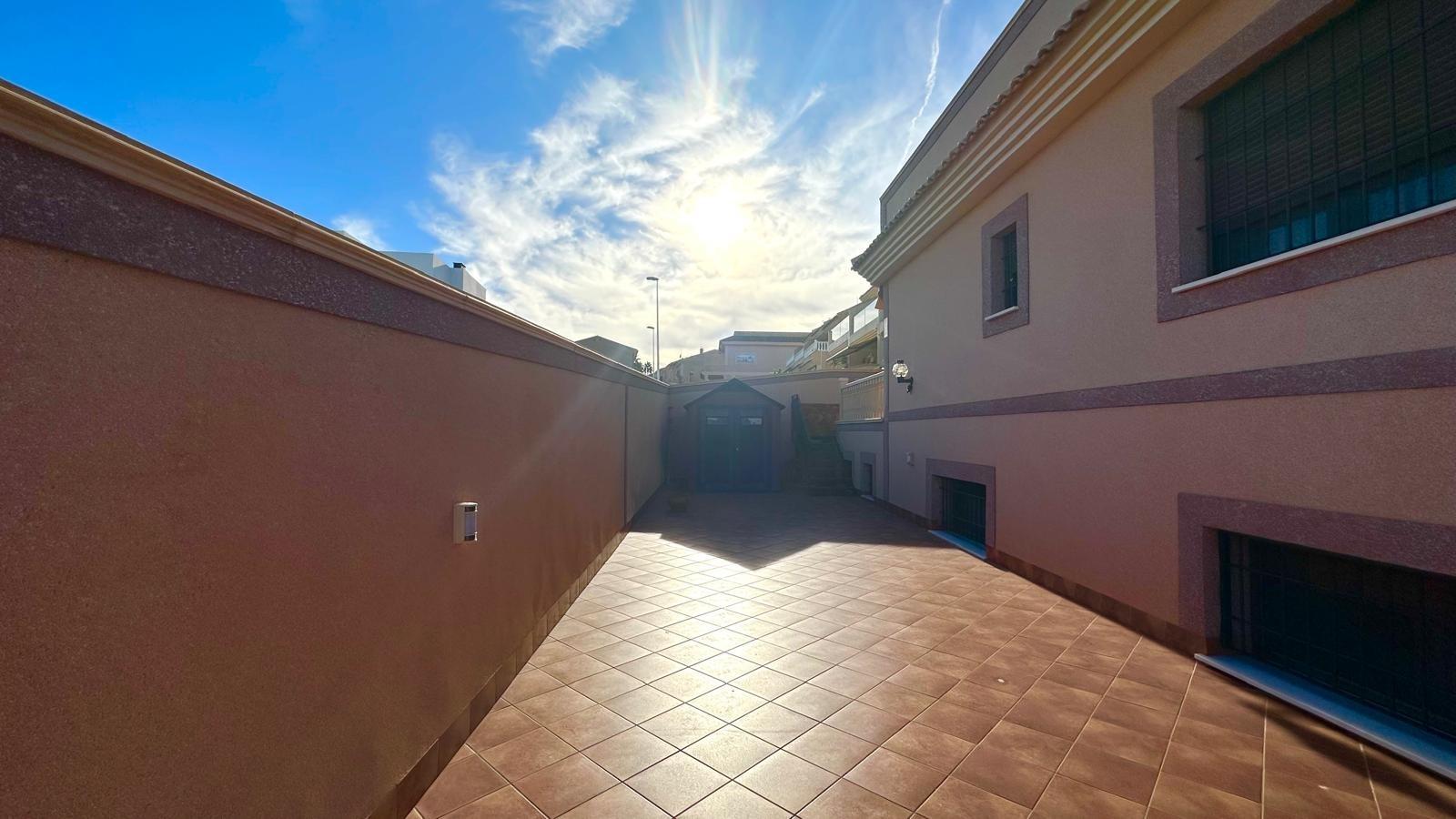 Photo 8 of Town House in Torrevieja
