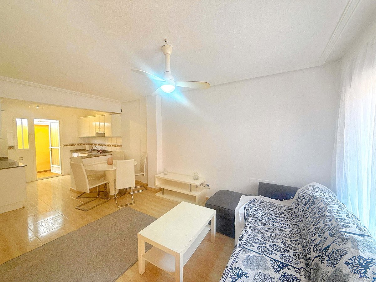 Photo 8 of 3-bed beachside house with rooftop solarium!
