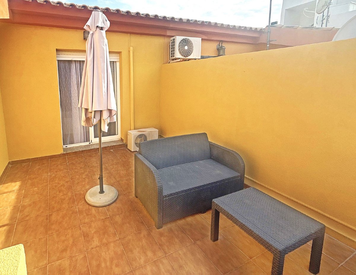 Photo 5 of 3-bed beachside house with rooftop solarium!