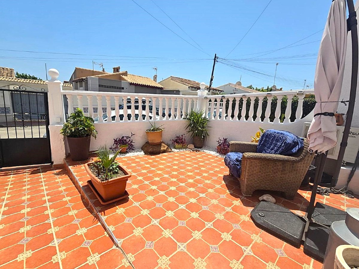 Photo 7 of Sea views and garage. Walking distance from beach!