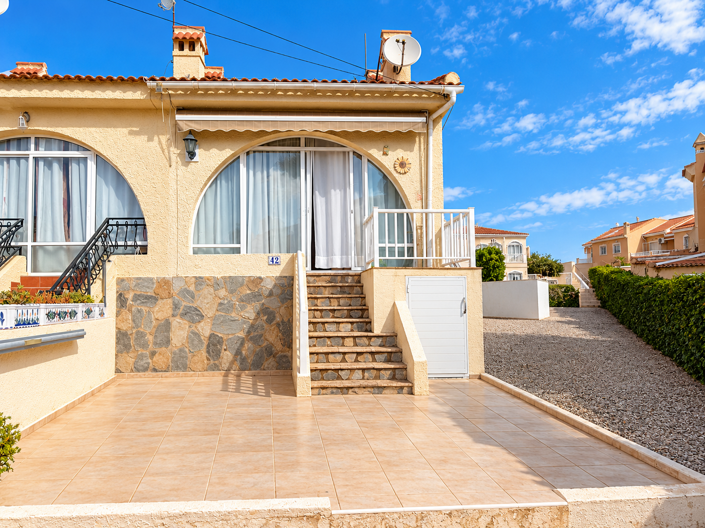 Bungalow For Sale in Rojales, Alicante, Spain