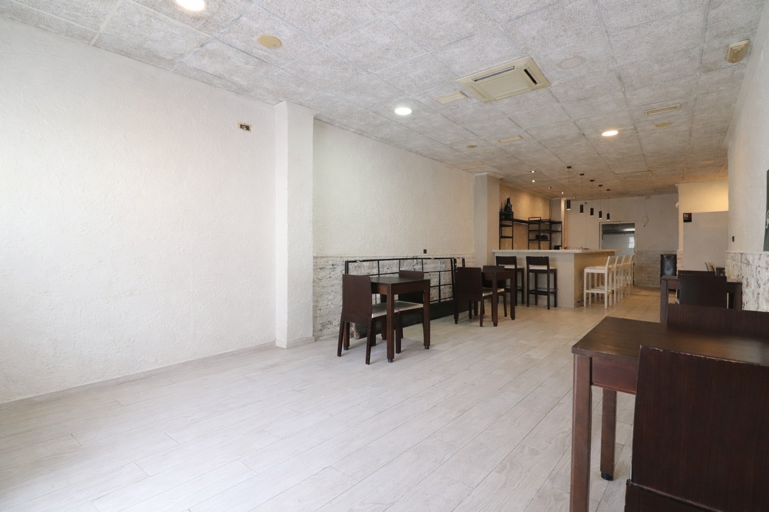 Commercial (Freehold) For Sale in Rojales, Alicante, Spain