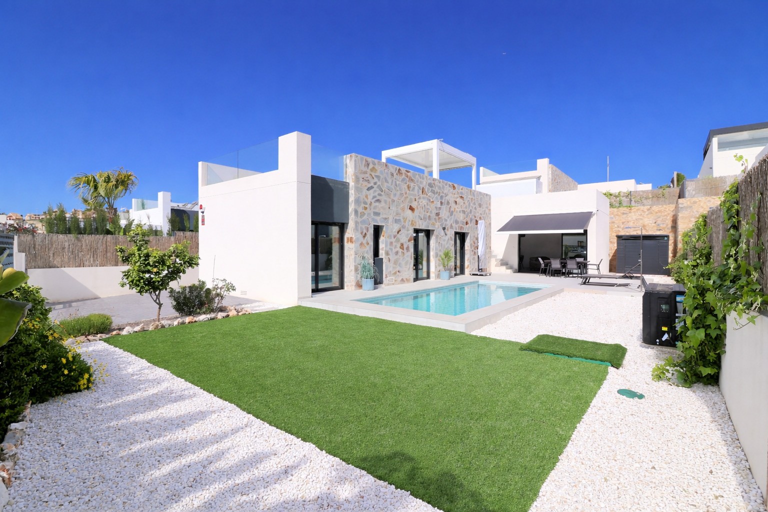 Photo 2 of Detached Villa in Algorfa