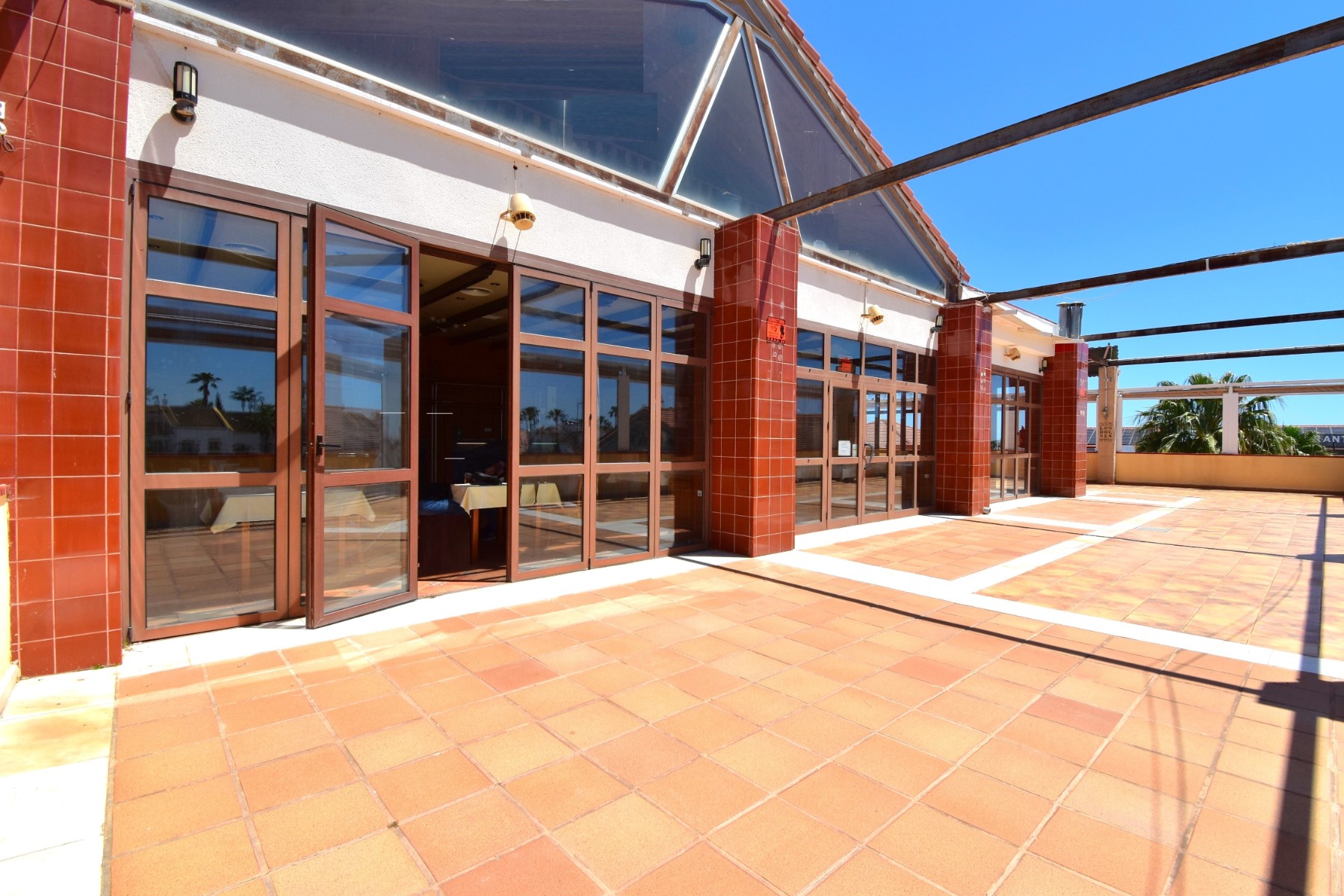 Commercial (Freehold) For Sale in Villamartín, Alicante, Spain