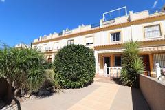 Townhouse in Algorfa
