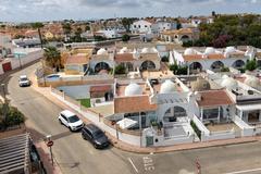 Bungalow in Orihuela Costa