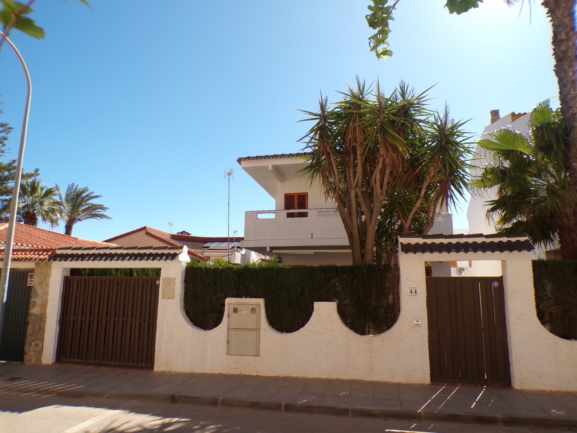 3-bed Villa for sale in Pilar de la Horadada, Alicante, Spain