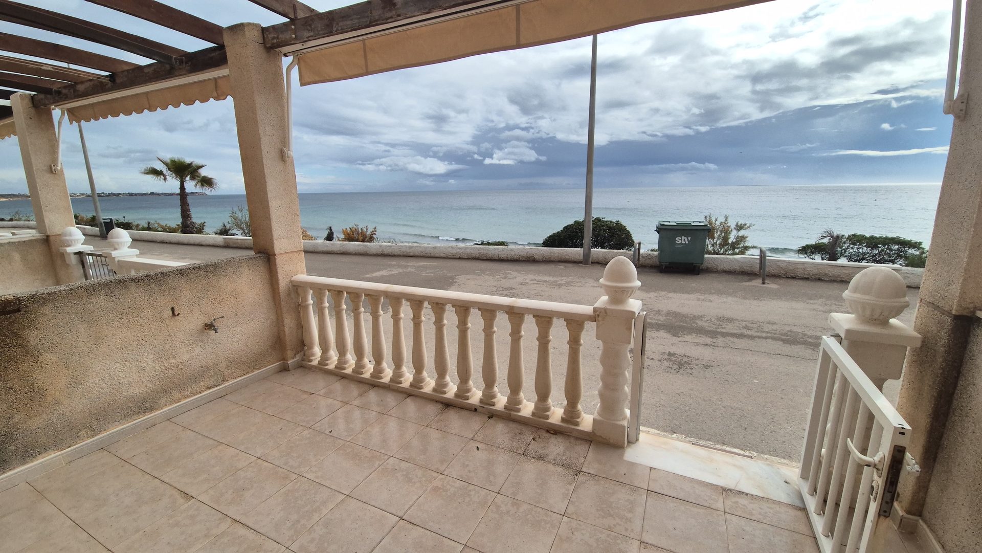 2-bed Townhouse for sale in Pilar de la Horadada, Alicante, Spain