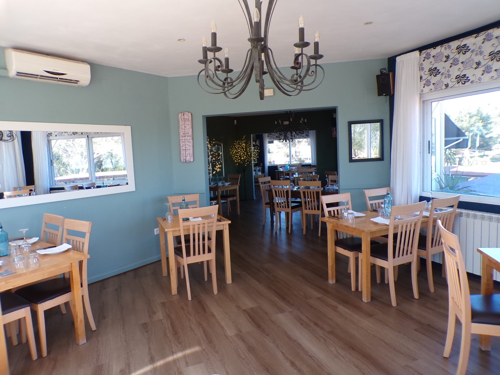 Photo 3 of Commercial Unit in San Miguel de Salinas