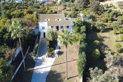 6-bed Property for sale in Alhaurín de la Torre, Provincia de Málaga, Spain
