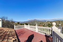 3-bed Property for sale in Guaro, Provincia de Málaga, Spain