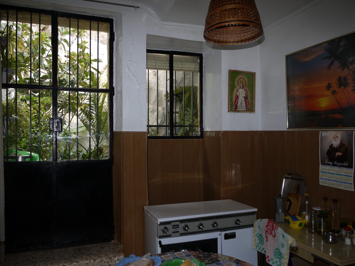 Photo 4 of Property in Olvera