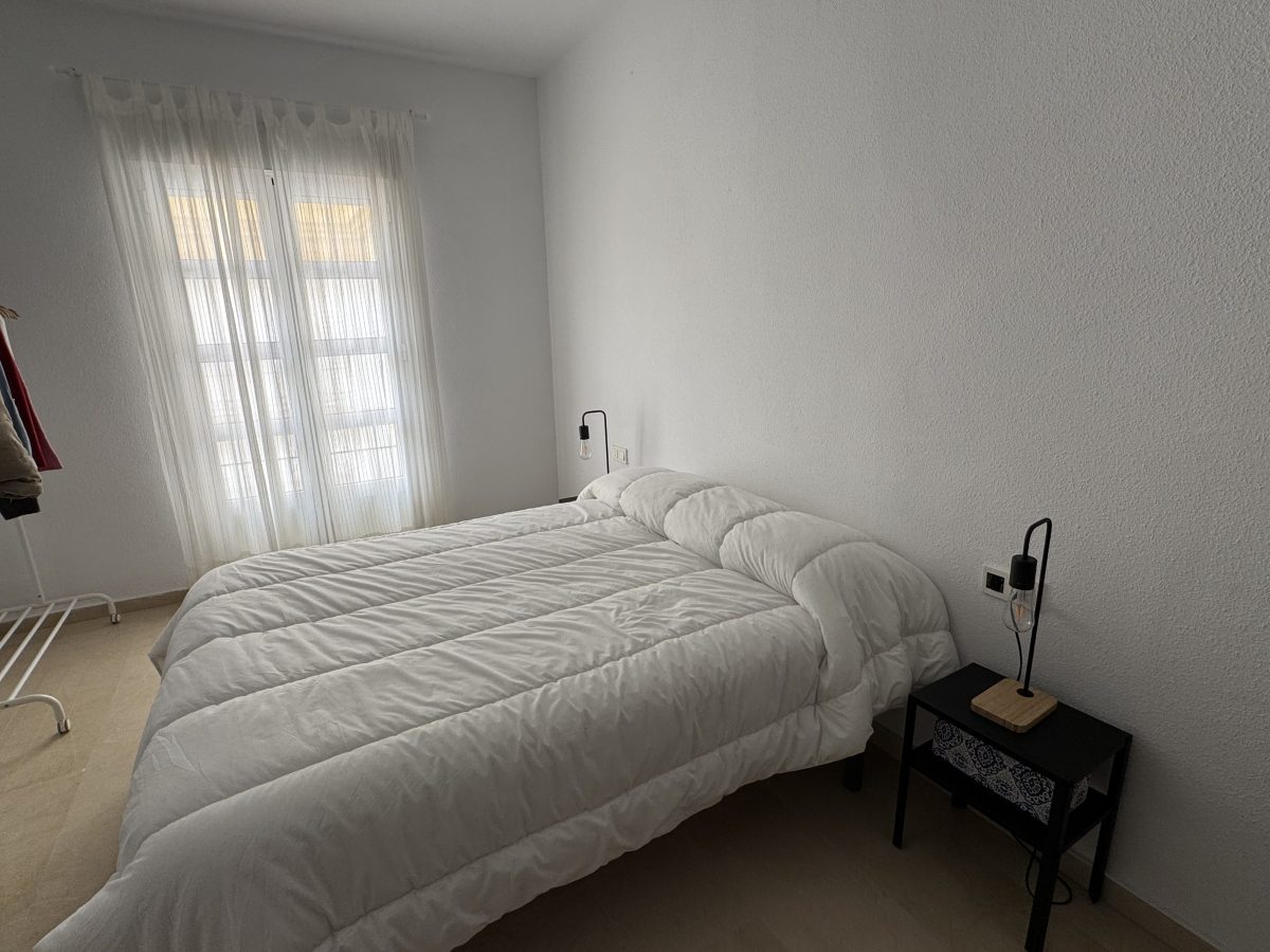 Photo 2 of Property in Olvera