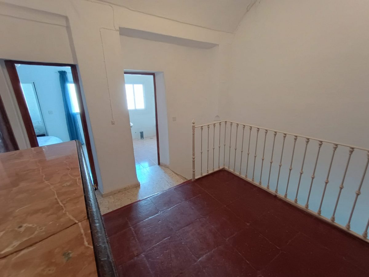 Photo 9 of Property in Olvera