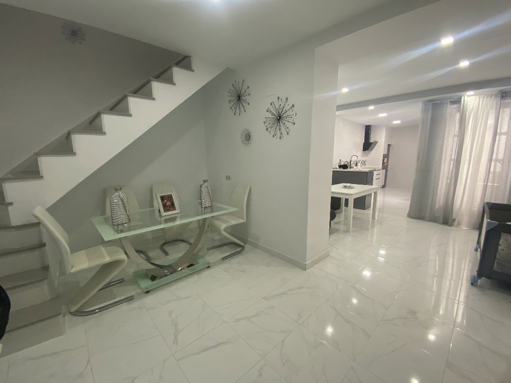 Photo 8 of Property in Olvera