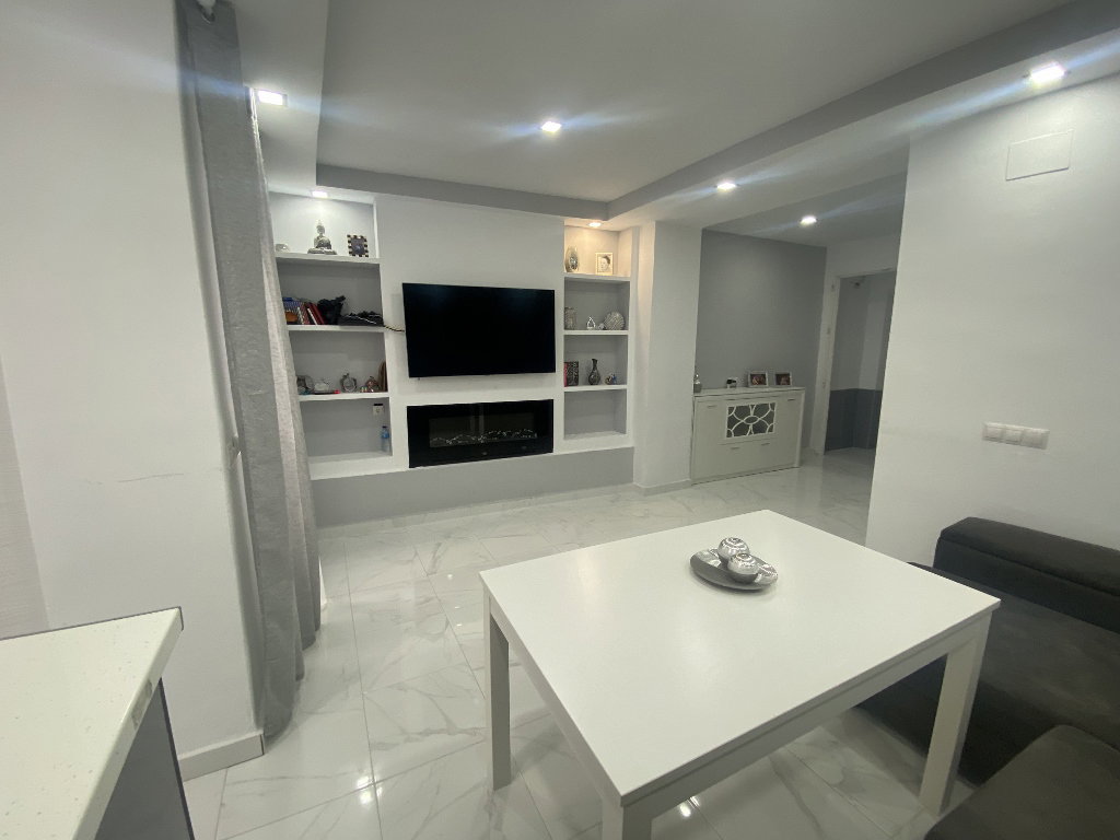 Photo 7 of Property in Olvera