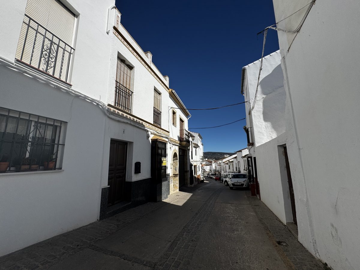 3-bed for sale in Olvera, Provincia de Cádiz, Spain