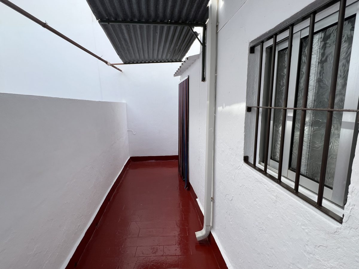Photo 2 of Property in Algodonales