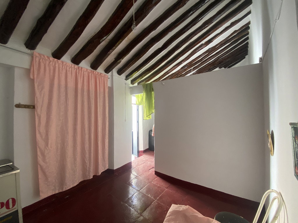 Photo 2 of Property in Olvera