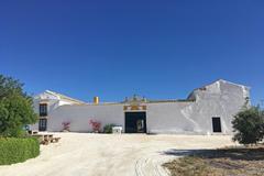 6-bed Property for sale in Morón de la Frontera, Provincia de Sevilla, Spain