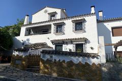 7-bed Property for sale in Zahara de la Sierra, Provincia de Málaga, Spain