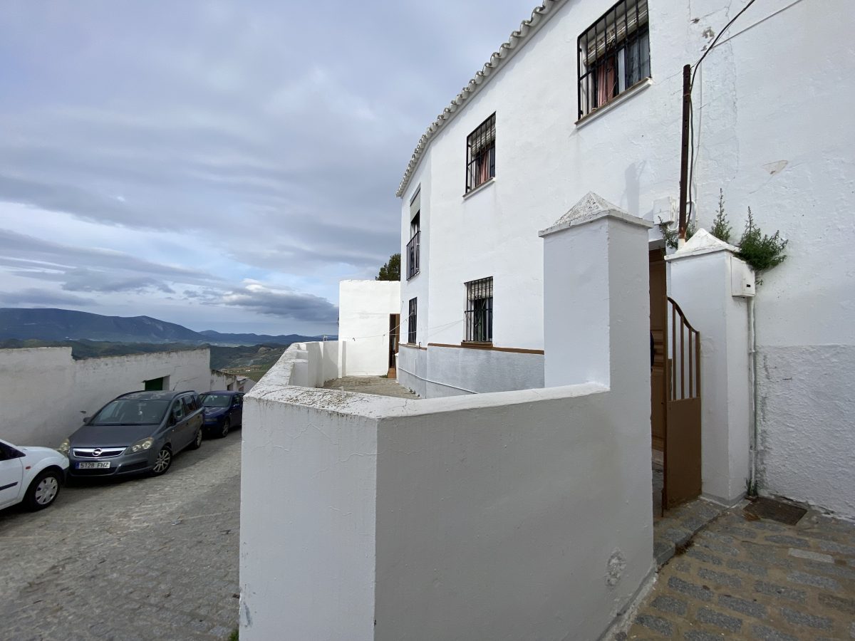 3-bed for sale in Olvera, Provincia de Cádiz, Spain