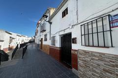 4-bed Property for sale in Pruna, Provincia de Málaga, Spain