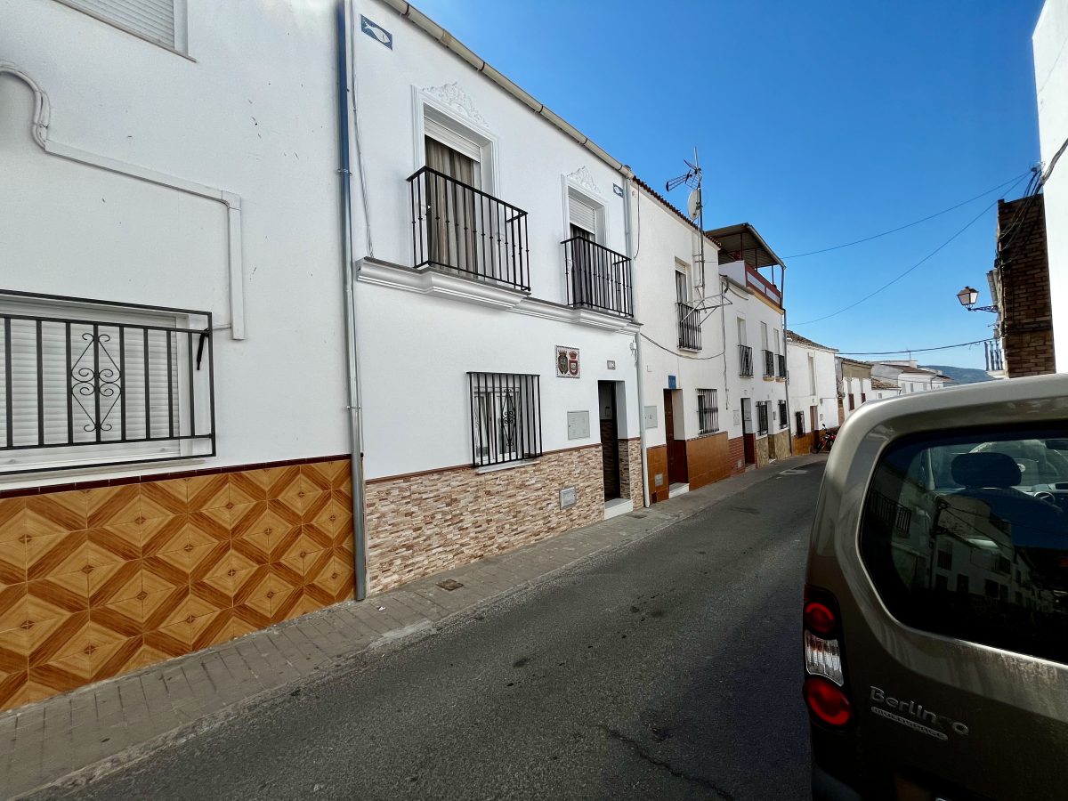 4-bed for sale in Algodonales, Provincia de Cádiz, Spain