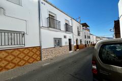 4-bed Property for sale in Algodonales, Provincia de Cádiz, Spain