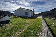 6-bed Property for sale in benaocaz, Provincia de Cádiz, Spain