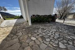 4-bed Property for sale in benaocaz, Provincia de Cádiz, Spain