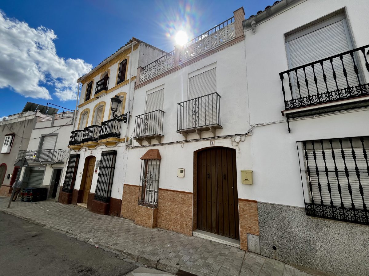 4-bed for sale in Pruna, Provincia de Málaga, Spain