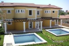 3 bedroomed semi-detached villa with own pool,10 minutes walking distance to the...