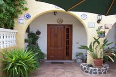Ref 19401. 3 bedrooms townhouse with 141 sqm garden.