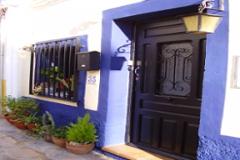 CHARMING THREE BEDROOMED BEAMED TOWNHOUSE